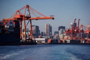 Canadian Exports to U.S. Continue Decline Amid Trade Uncertainty